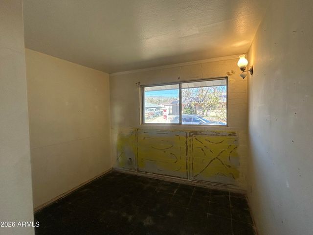 343 W ESSEX Road, Kearny, AZ 85137