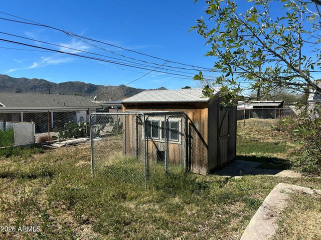 343 W ESSEX Road, Kearny, AZ 85137