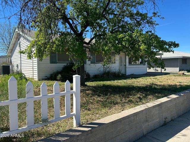 343 W ESSEX Road, Kearny, AZ 85137