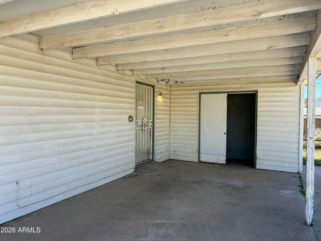 343 W ESSEX Road, Kearny, AZ 85137