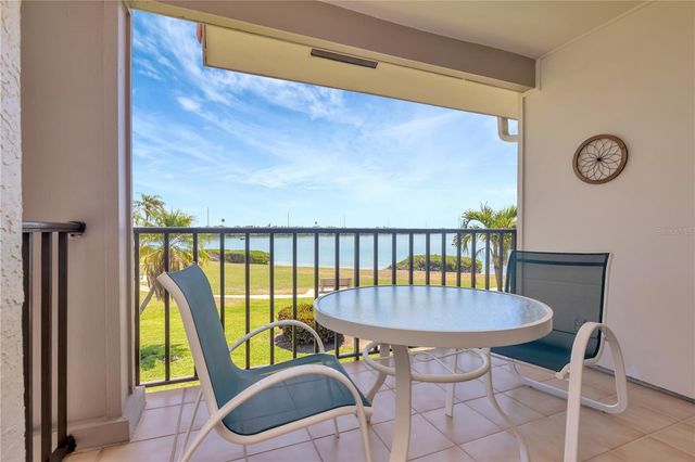 6357 BAHIA DEL MAR BOULEVARD 207, St Petersburg, FL 33715