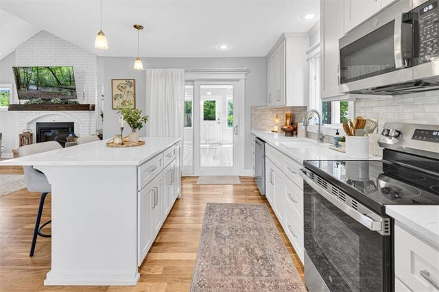 15813 Sugar Plum Road, Kearney, MO 64060