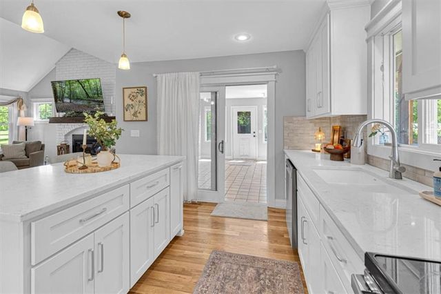 15813 Sugar Plum Road, Kearney, MO 64060