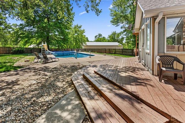 15813 Sugar Plum Road, Kearney, MO 64060