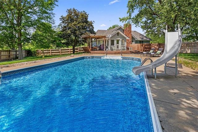 15813 Sugar Plum Road, Kearney, MO 64060