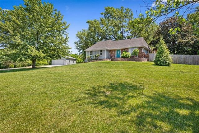 15813 Sugar Plum Road, Kearney, MO 64060