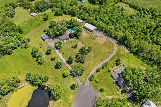 15813 Sugar Plum Road, Kearney, MO 64060