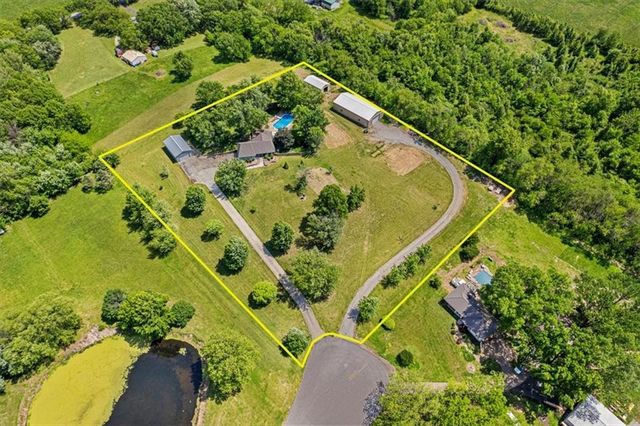 15813 Sugar Plum Road, Kearney, MO 64060