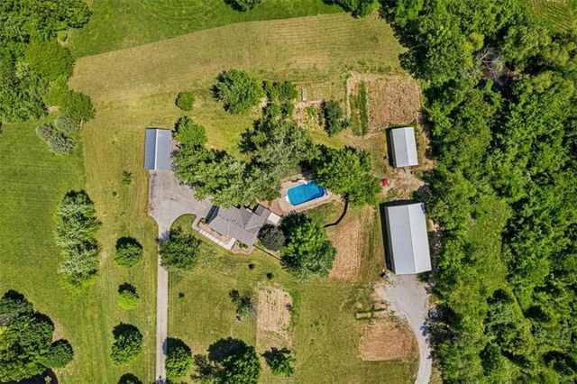 15813 Sugar Plum Road, Kearney, MO 64060