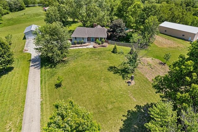 15813 Sugar Plum Road, Kearney, MO 64060