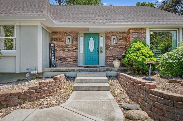 15813 Sugar Plum Road, Kearney, MO 64060