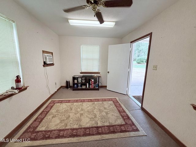 6324 Country Lane, Moss Point, MS 39562
