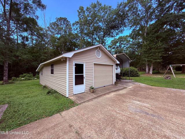 6324 Country Lane, Moss Point, MS 39562