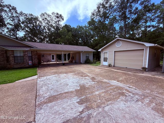 6324 Country Lane, Moss Point, MS 39562
