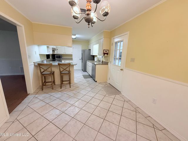 6324 Country Lane, Moss Point, MS 39562