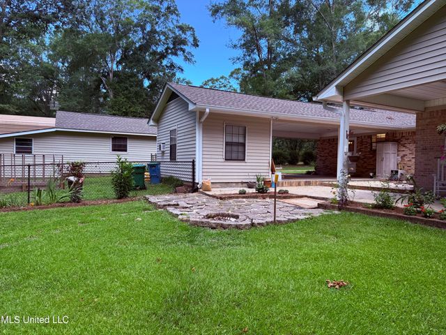 6324 Country Lane, Moss Point, MS 39562