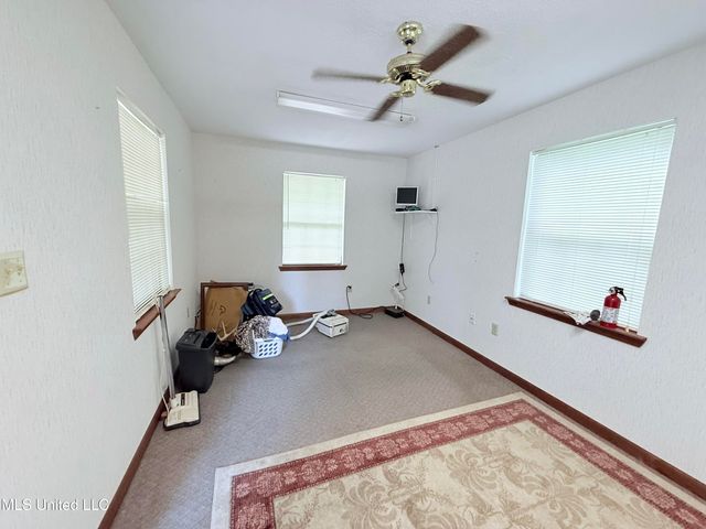 6324 Country Lane, Moss Point, MS 39562