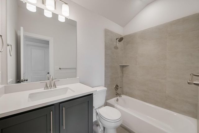 8604 Dongan DR, Austin, TX 78744