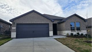 910 Newport Drive, Ferris, TX 75125