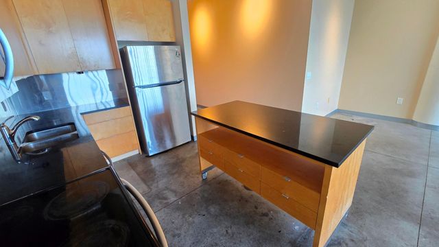 2929 Chicago Avenue 902, Minneapolis, MN 55407