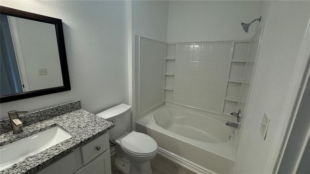 4802 51ST STREET W 322, Bradenton, FL 34210