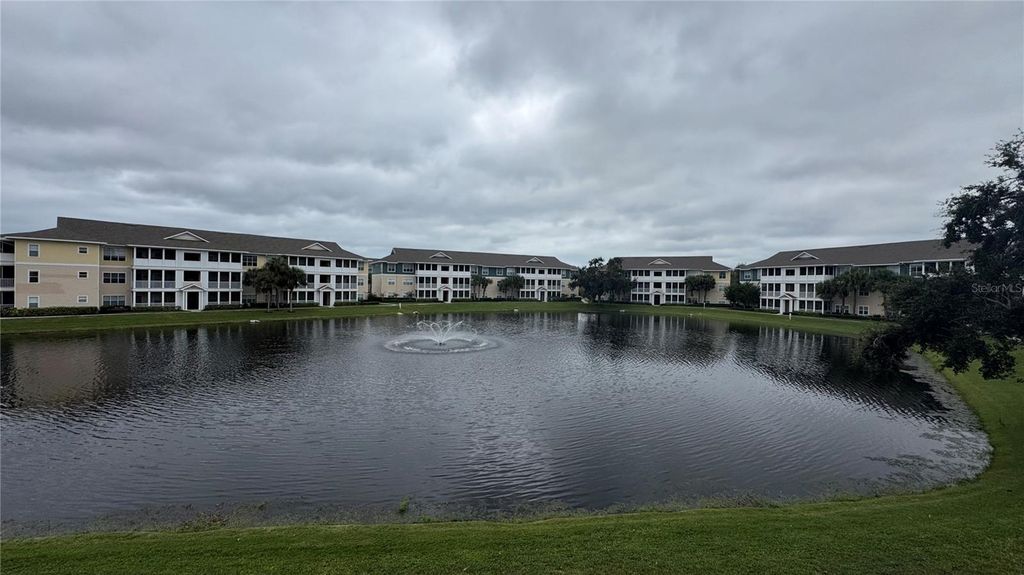 4802 51ST STREET W 322, Bradenton, FL 34210