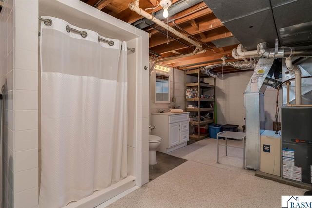 1536 James Drive, North Mankato, MN 56003