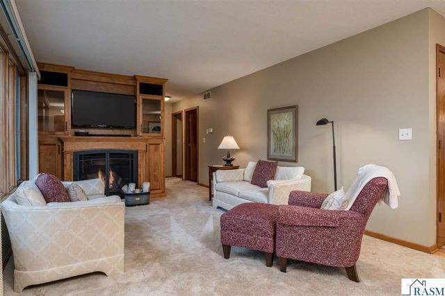 1536 James Drive, North Mankato, MN 56003