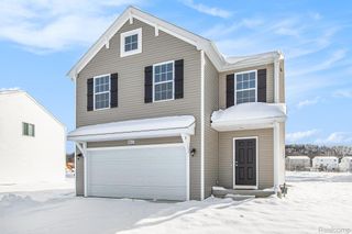 8111 Moonlight Creek Lane, Handy Township, MI 48836