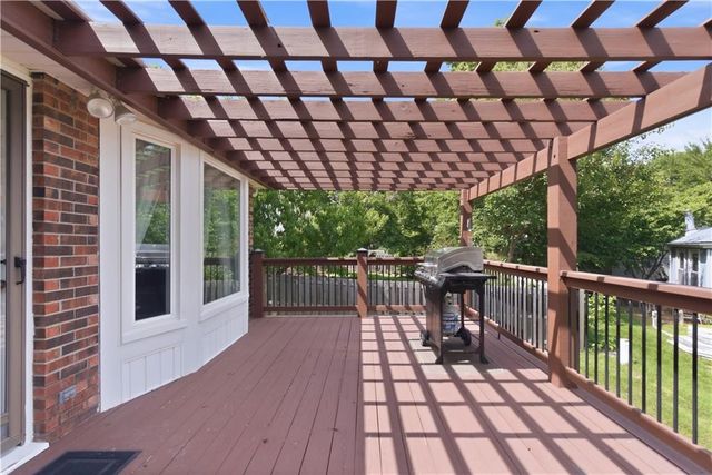 8533 Constance Street, Lenexa, KS 66215