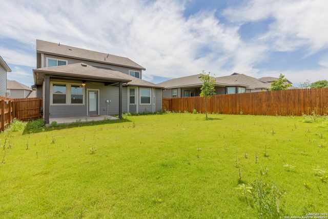 13221 Badlands Way, St Hedwig, TX 78152