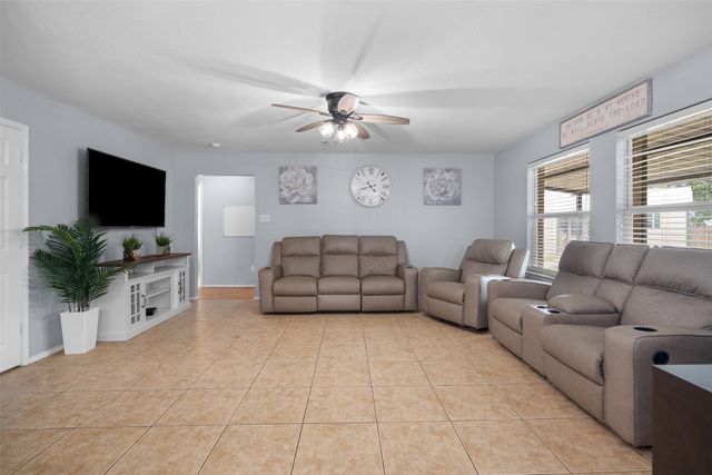 921 Zoe Street, Royse City, TX 75189