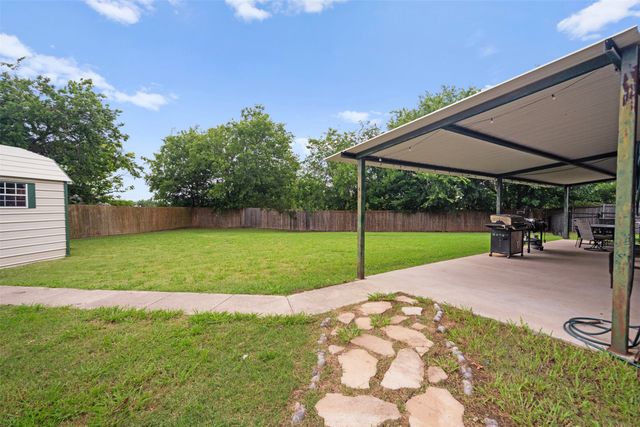921 Zoe Street, Royse City, TX 75189