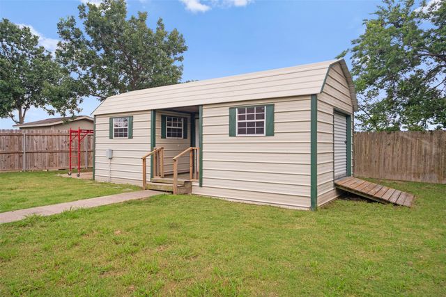 921 Zoe Street, Royse City, TX 75189