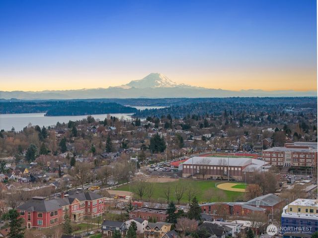 943 23rd Avenue, Seattle, WA 98122