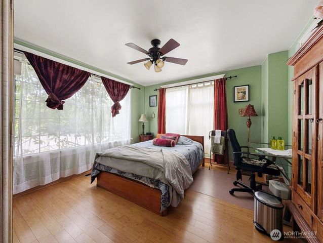 943 23rd Avenue, Seattle, WA 98122