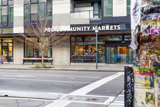 943 23rd Avenue, Seattle, WA 98122