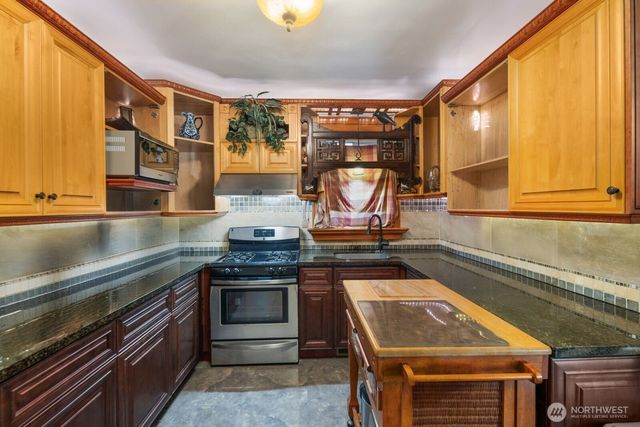 943 23rd Avenue, Seattle, WA 98122