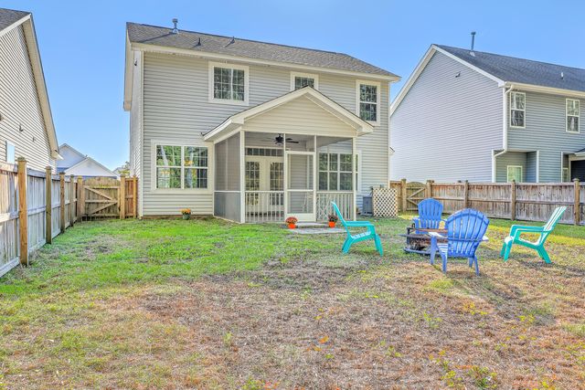 463 Foxbank Plantation Boulevard, Moncks Corner, SC 29461