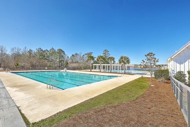 463 Foxbank Plantation Boulevard, Moncks Corner, SC 29461