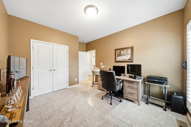 1928 Scenic Lakes Dr, Louisville, KY 40245