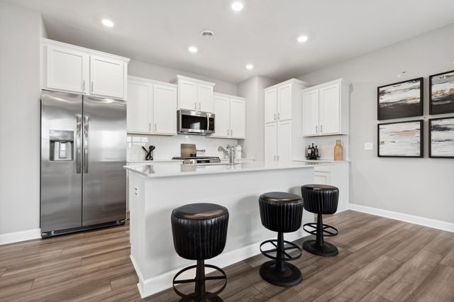 10796 Henslowe Avenue S, Cottage Grove, MN 55016