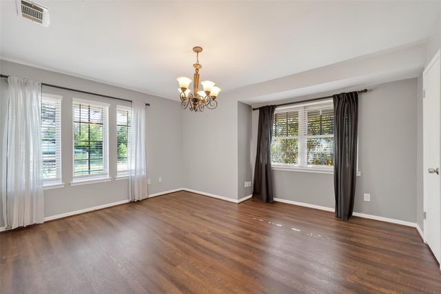 515 Tallowood Road Road 9, Houston, TX 77024