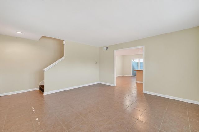 515 Tallowood Road Road 9, Houston, TX 77024