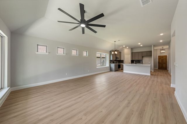 2453 Sundial Lane, Cleburne, TX 76031