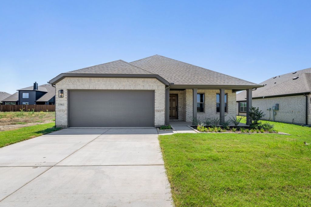 2453 Sundial Lane, Cleburne, TX 76031 — photo 2