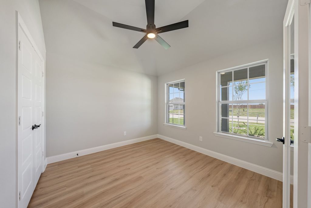 2453 Sundial Lane, Cleburne, TX 76031 — photo 3