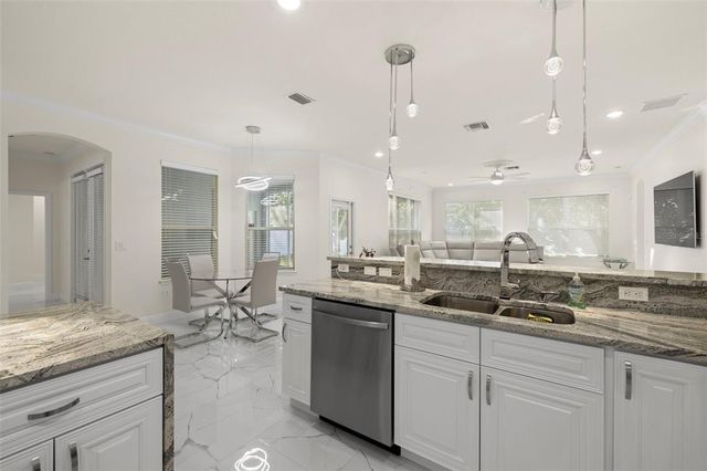 15214 OCTAVIA LANE, Odessa, FL 33556