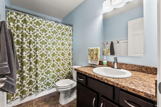 12048 Painted Peak Cove, Fort Wayne, IN 46845