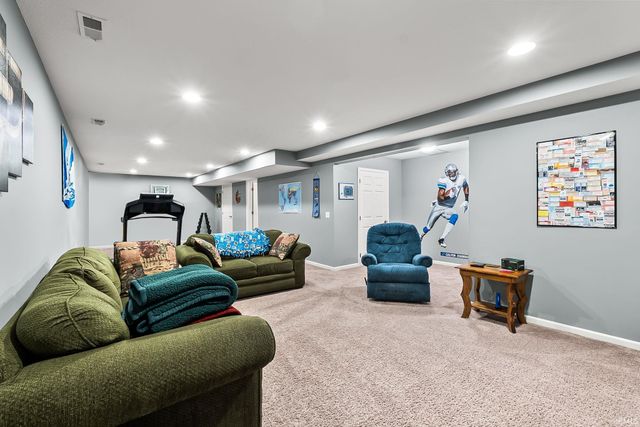 12048 Painted Peak Cove, Fort Wayne, IN 46845